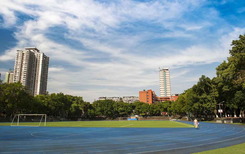 重庆大学B区足球场