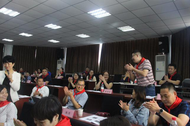 重庆大学战略人力资源OMO实战训练营顺利开班