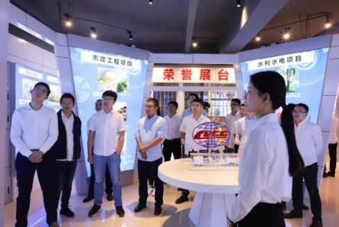 中铁十八局集团隧道工程有限公司第一期青年干部培训班在重庆大学开班